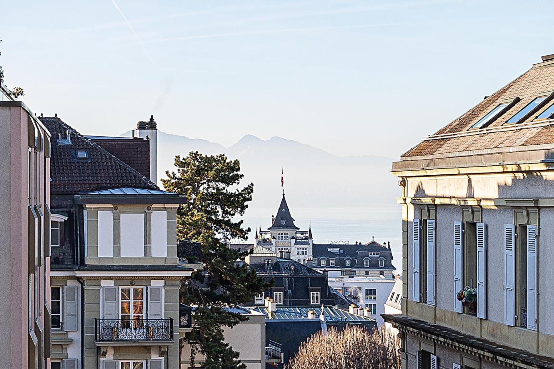 Simplon 10 - Lausanne Gare Екстериор снимка